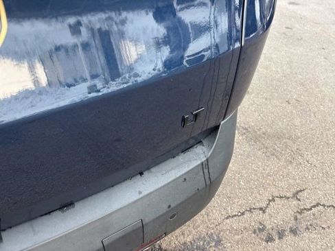 Used 2022 Chevrolet Traverse LT w/ Midnight/Sport Edition image 50