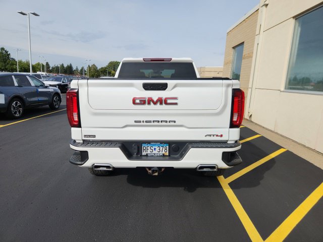 Used 2022 GMC Sierra 1500 AT4 AWD/4WD image 3