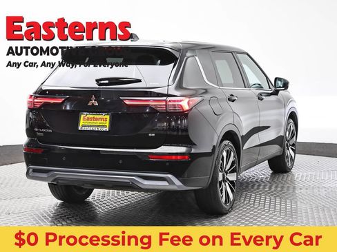 Used 2025 Mitsubishi Outlander SE AWD/4WD image 5