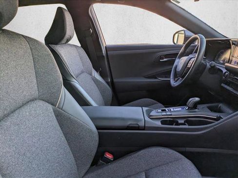 Certified 2023 Toyota Crown XLE image 20