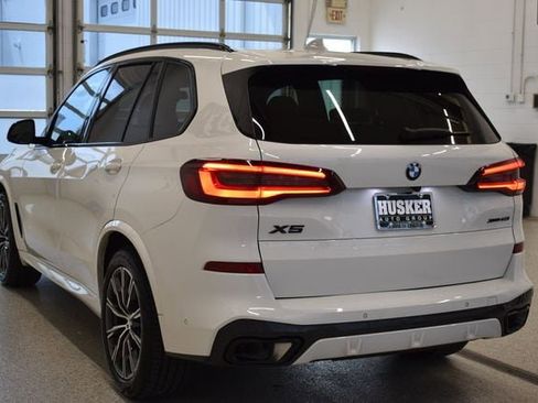 Used 2023 BMW X5 xDrive40i w/ M Sport Package AWD/4WD image 10