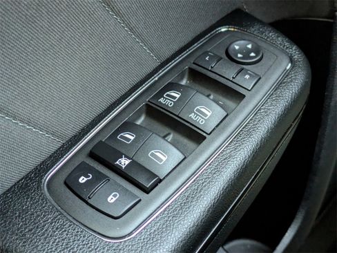 Used 2023 Dodge Charger R/T w/ Blacktop Package image 18