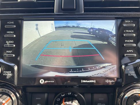 Certified 2022 Toyota 4Runner TRD Off-Road Premium w/ Moonroof Package AWD/4WD image 29