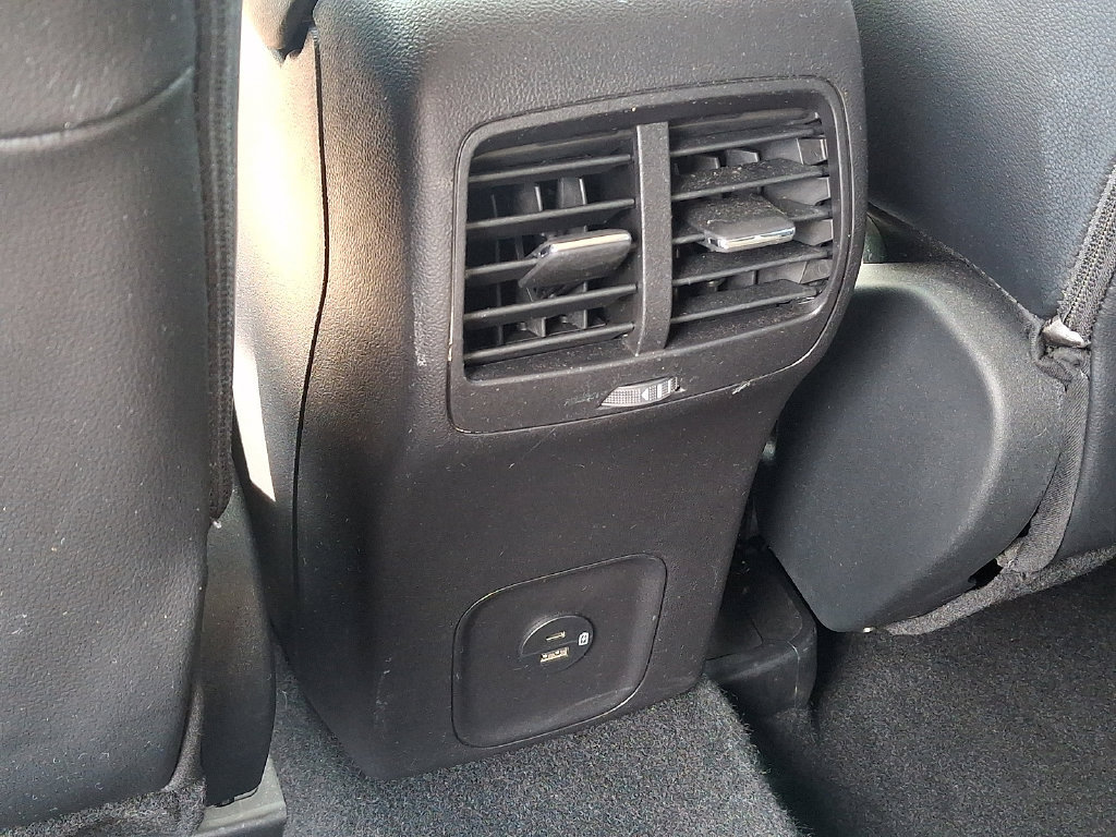 Used 2021 Ford Escape SEL FWD image 12