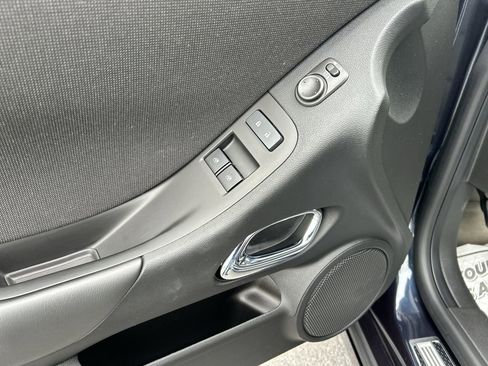 Used 2014 Chevrolet Camaro SS RWD image 18