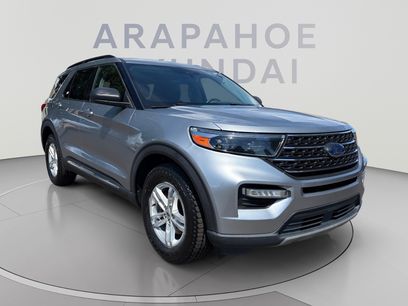Used 2022 Ford Explorer XLT w/ Equipment Group 202A AWD/4WD image 7