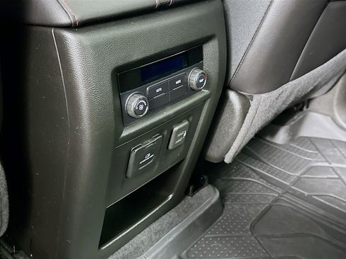 Used 2023 Chevrolet Traverse RS w/ LPO, Floor Liner Package AWD/4WD image 28