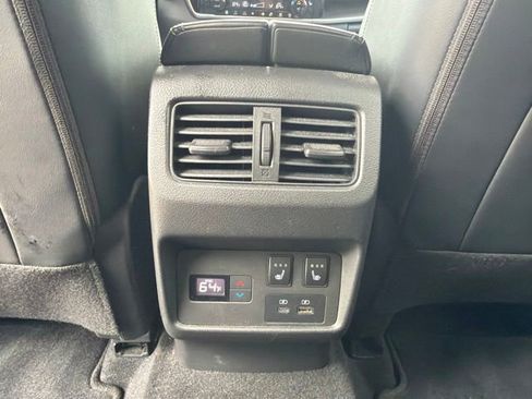 Used 2022 Nissan Rogue Platinum w/ Head-Up Display Package FWD image 12