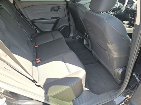 Used 2023 Nissan Rogue S AWD/4WD image 5