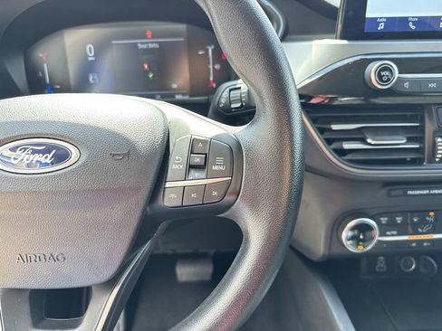 Used 2025 Ford Escape Active AWD/4WD image 24