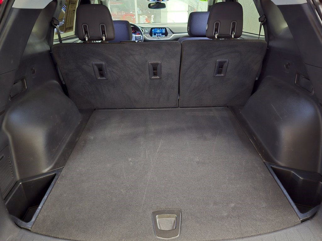 Used 2020 Chevrolet Blazer LT FWD image 38