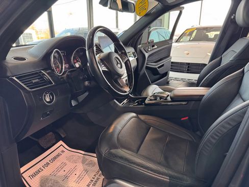 Used 2019 Mercedes-Benz GLS 550 4MATIC image 9