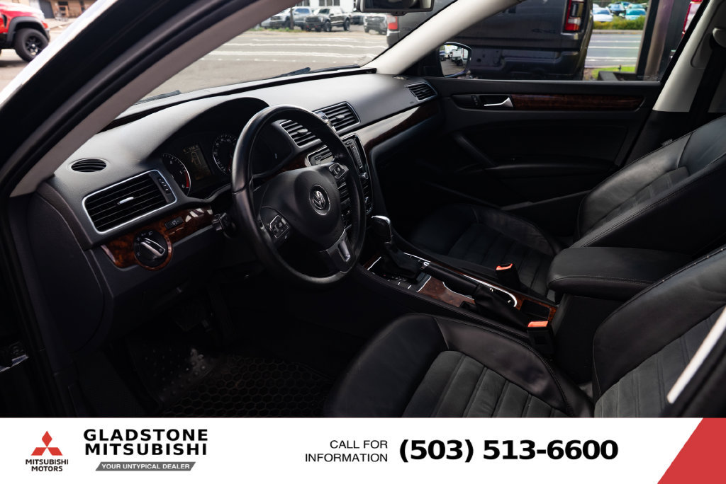 Used 2013 Volkswagen Passat TDI SEL Premium FWD image 18