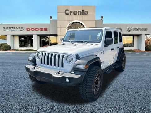 Used 2022 Jeep Wrangler Unlimited Sport w/ Sun And Sound Package AWD/4WD image 7