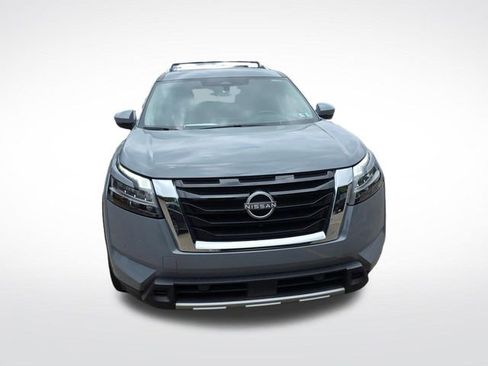 Used 2023 Nissan Pathfinder Platinum w/ Cargo Package AWD/4WD image 24