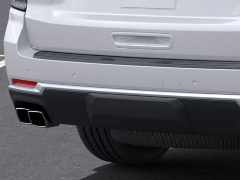 New 2025 Chevrolet Suburban High Country image 14