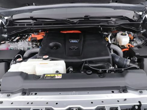 Used 2023 Toyota Tundra Limited AWD/4WD image 15