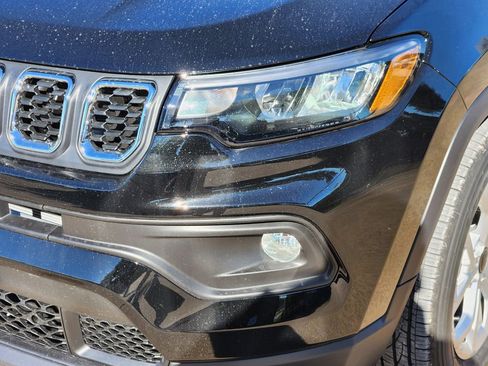 New 2026 Jeep Compass Latitude image 5