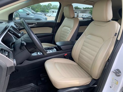 Used 2020 Ford Edge SEL FWD image 21