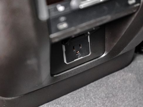 New 2026 GMC Yukon XL Denali image 25