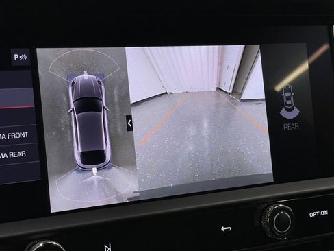 Used 2022 Porsche Macan Base image 15