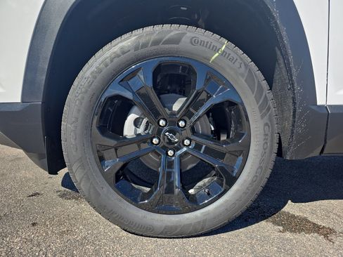 New 2026 Chevrolet Equinox LT image 26