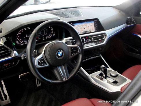 Used 2022 BMW 330i Sedan w/ M Sport Package RWD image 30