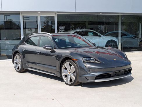 New 2024 Porsche Taycan 4 Cross Turismo AWD/4WD image 7