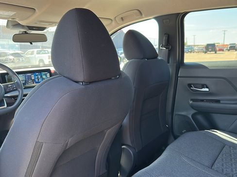 New 2026 Nissan Kicks SV image 14