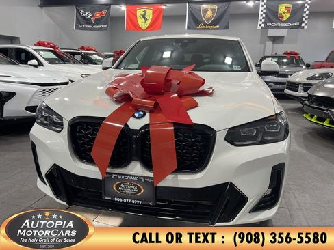 Used 2024 BMW X4 xDrive30i w/ Premium Package AWD/4WD image 1