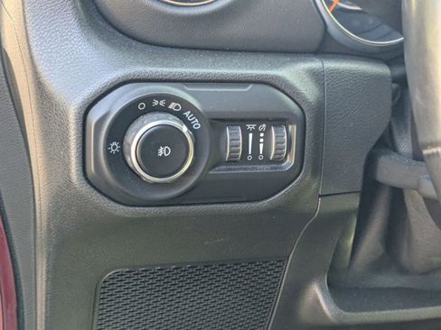 Used 2021 Jeep Wrangler Unlimited Sahara image 10