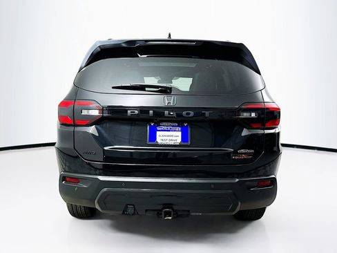 Certified 2023 Honda Pilot TrailSport image 15