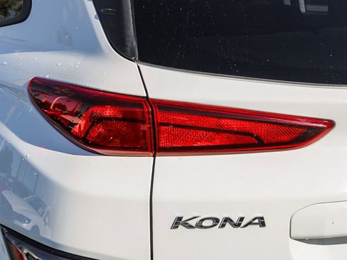 Used 2023 Hyundai Kona SEL image 7