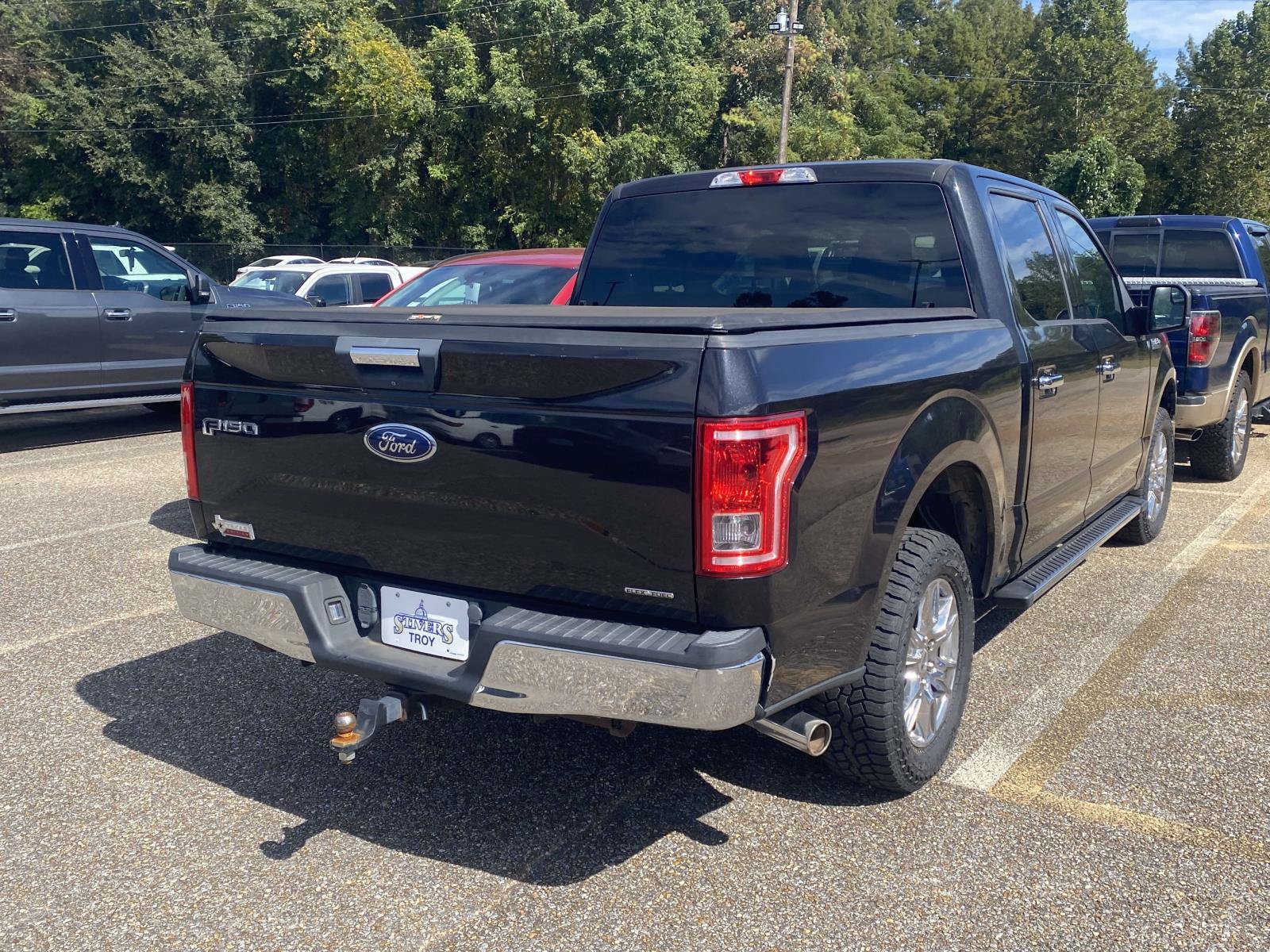 Used 2015 Ford F150 XLT w/ Equipment Group 301A Mid RWD image 4