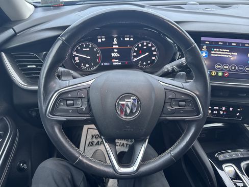 Used 2021 Buick Envision Essence w/ Sport Touring Package image 18