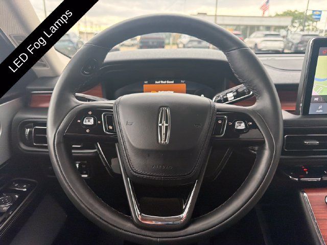 Used 2024 Lincoln Aviator Reserve w/ Equipment Group 201A AWD/4WD image 17