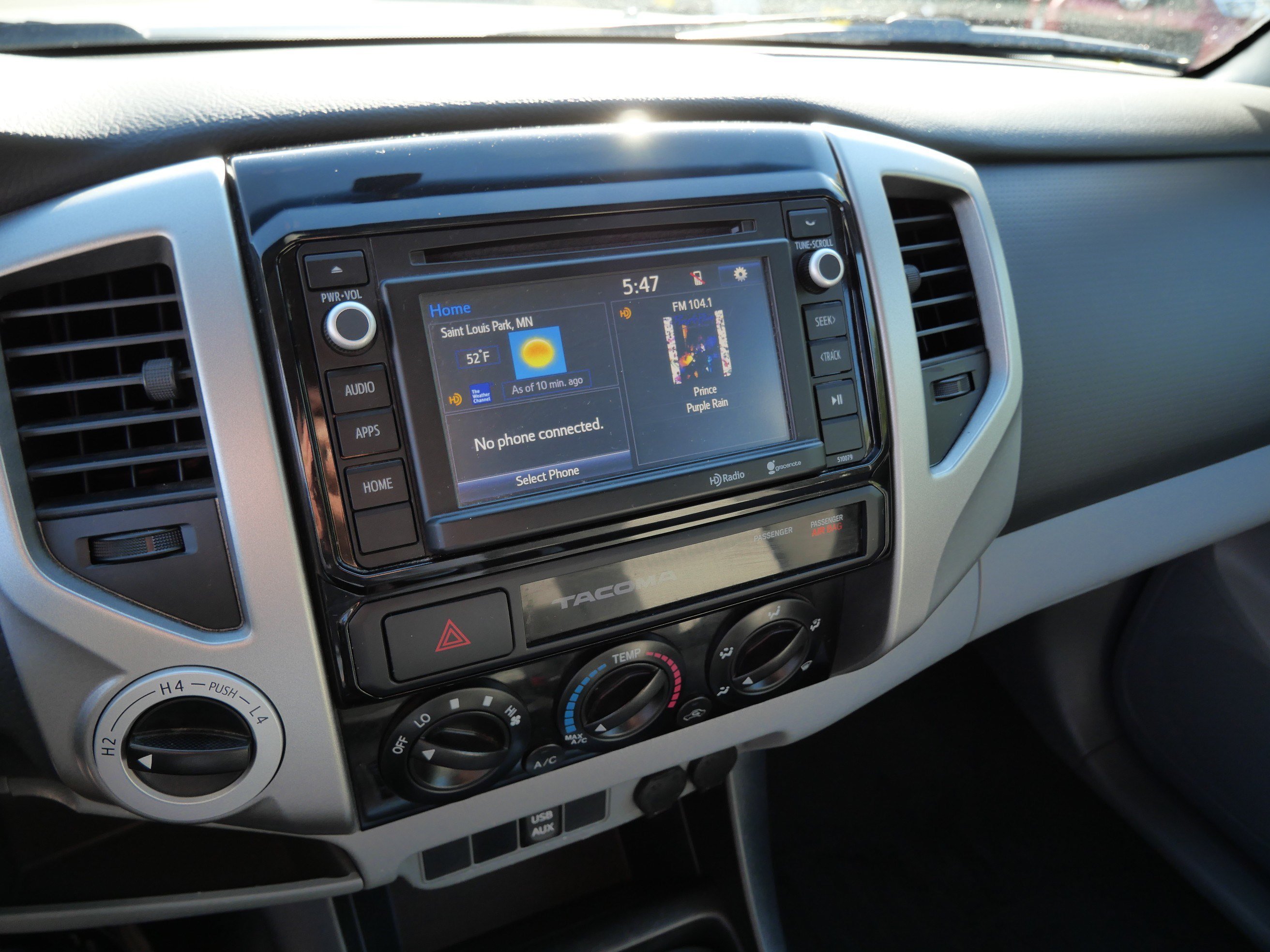 Used 2015 Toyota Tacoma 4x4 Double Cab w/ SR5 Package image 22