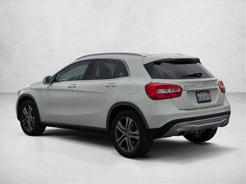 Used 2015 Mercedes-Benz GLA 250 4MATIC image 7