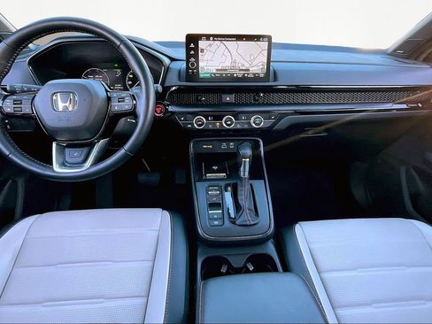 Used 2025 Honda CR-V Sport Touring image 8