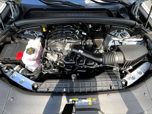 New 2025 Jeep Grand Cherokee Limited w/ Luxury Tech Group II image 10