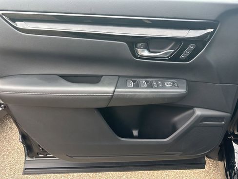 Used 2025 Honda CR-V EX-L image 8