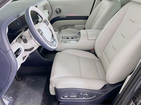 New 2026 Hyundai Palisade Calligraphy AWD/4WD image 3