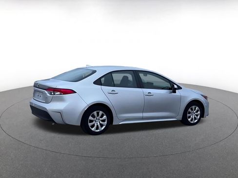Used 2025 Toyota Corolla LE image 14