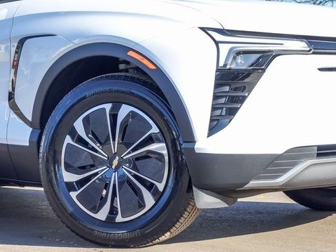 New 2026 Chevrolet Blazer EV LT AWD/4WD image 4