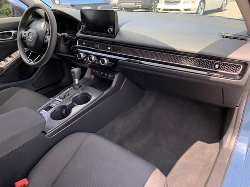 Certified 2025 Honda Civic LX image 32