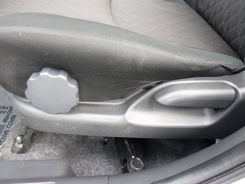 Used 2024 Mitsubishi Mirage ES image 38