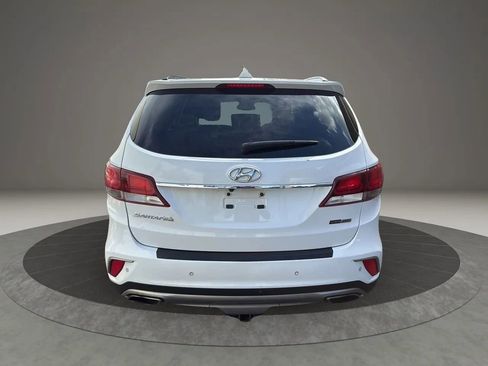 Used 2017 Hyundai Santa Fe Limited w/ Cargo Package image 6