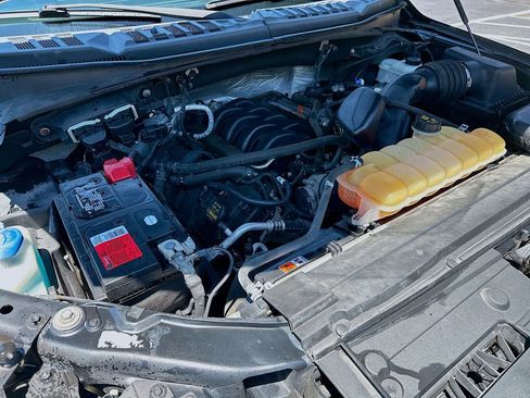 Used 2015 Ford F150 Lariat AWD/4WD image 26