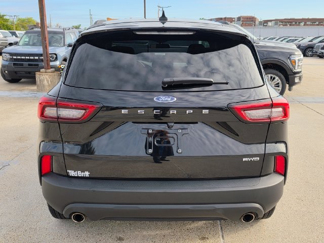Used 2025 Ford Escape ST-Line Select AWD/4WD image 6