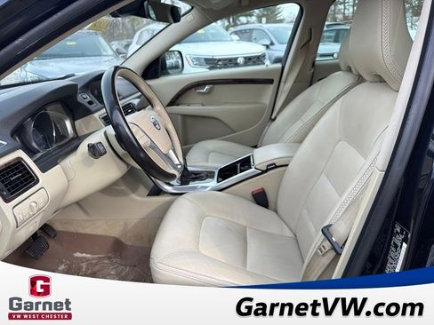 Used 2016 Volvo XC70 T5 Premier w/ Protection Package image 10